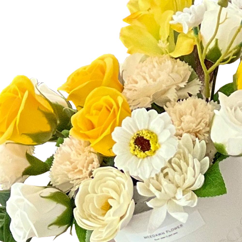  Soap Flower Carnations Center Piece  L (White Yellow)
